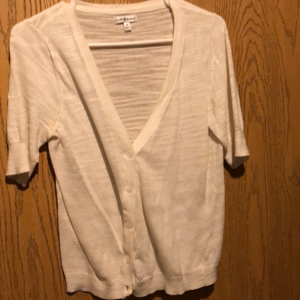 Women’s size med white Croft & Barrow cardigan